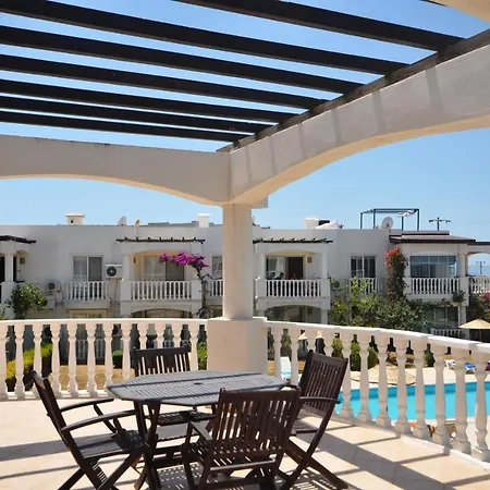 Flamingo Country Club Apartment Complex Apartment *