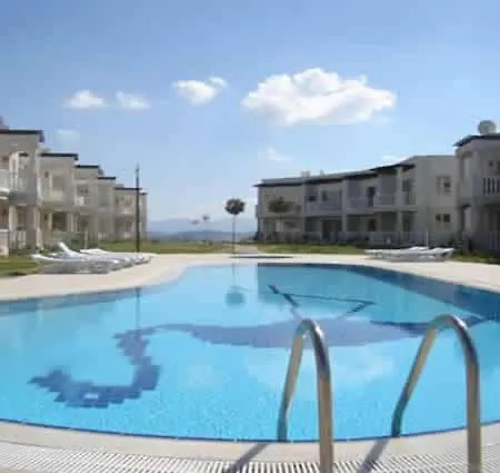 Flamingo Country Club Apartment Complex Διαμέρισμα *